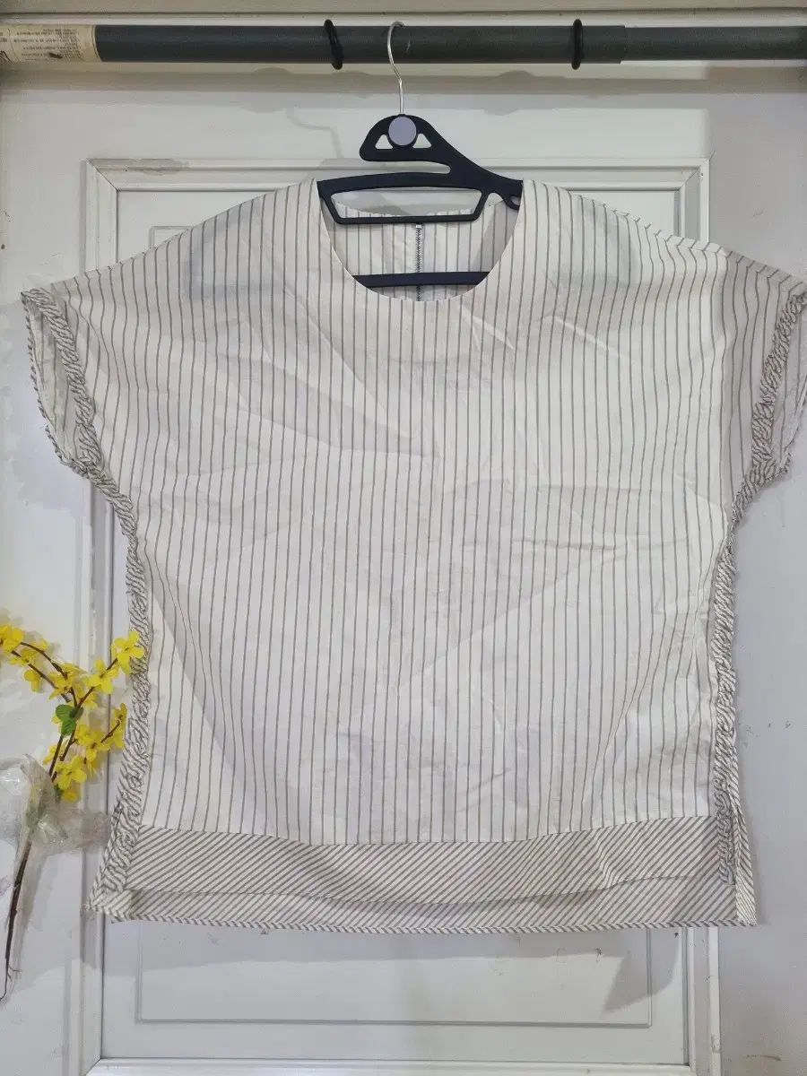 Nahurang cotton. Blouse.  Almost new.