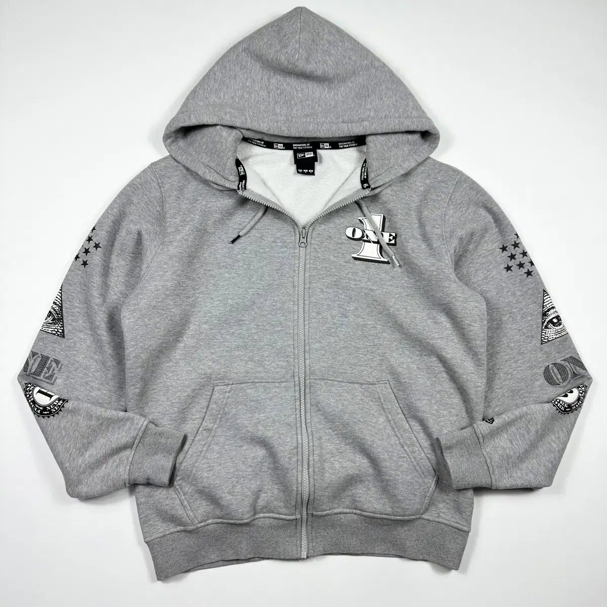 (M) New Era Monogram Printed Boxy Hoodie Zip-up