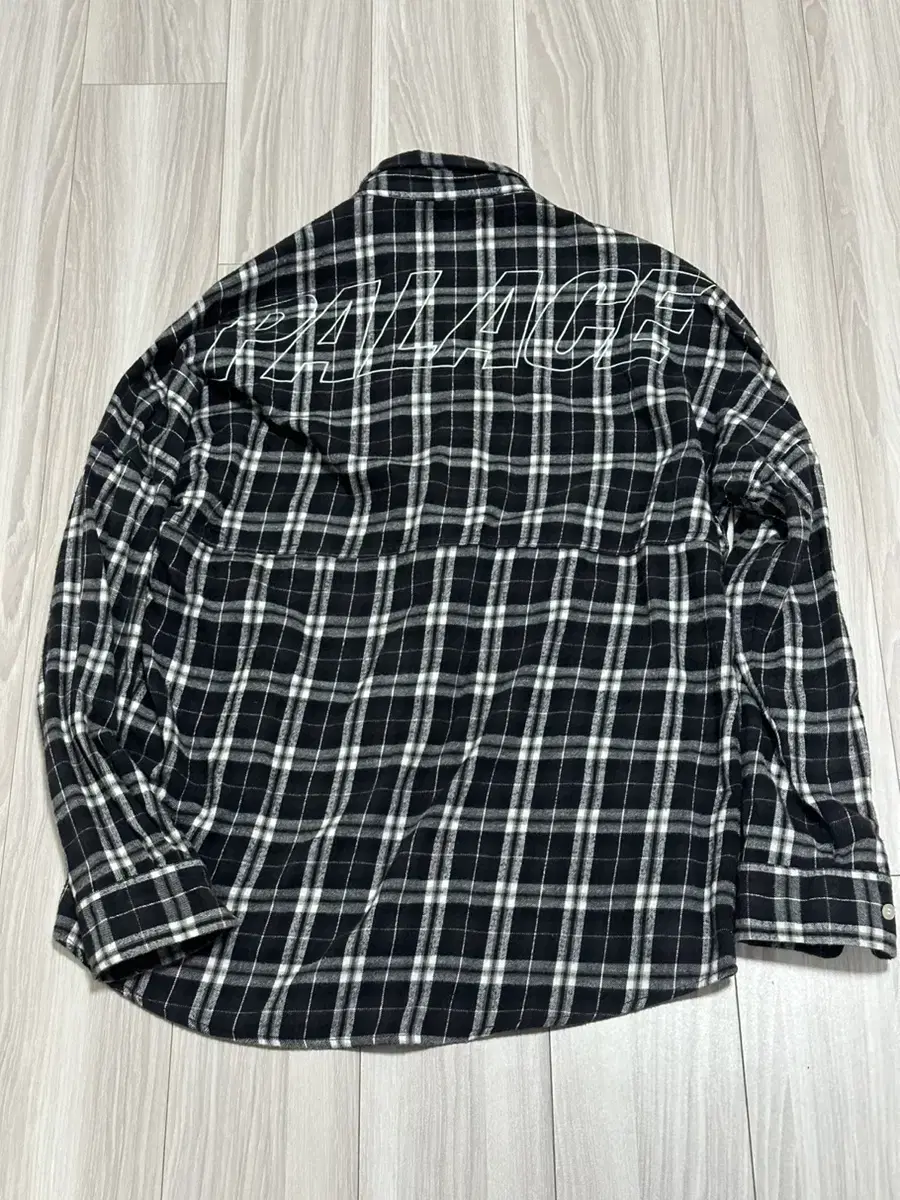 Pallas Check Black Shirt size M