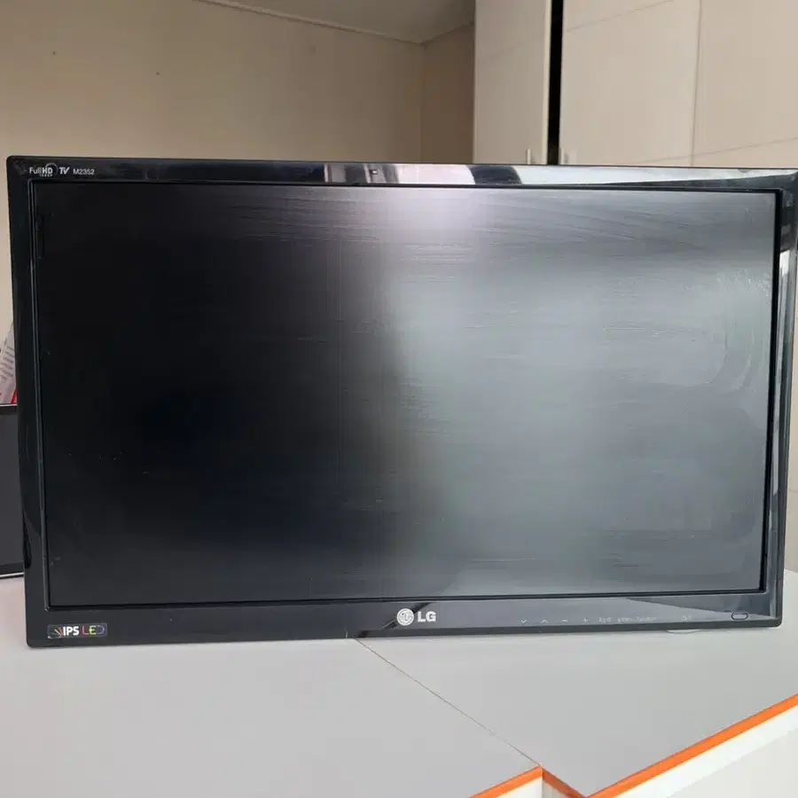 Lg IPS 23인치 LED TV M2352.TV,pc모니터용 판매합니다