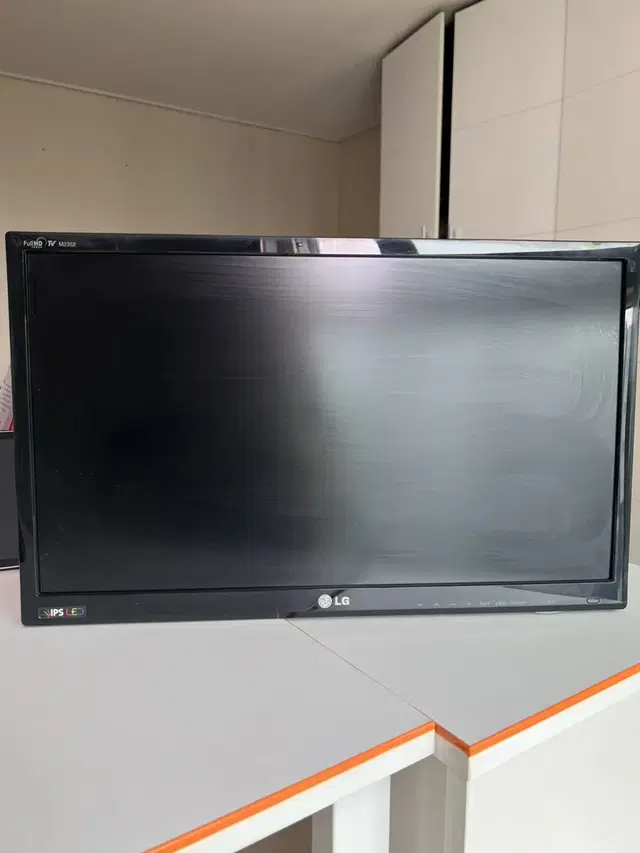 Lg IPS 23인치 LED TV M2352.TV,pc모니터용 판매합니다