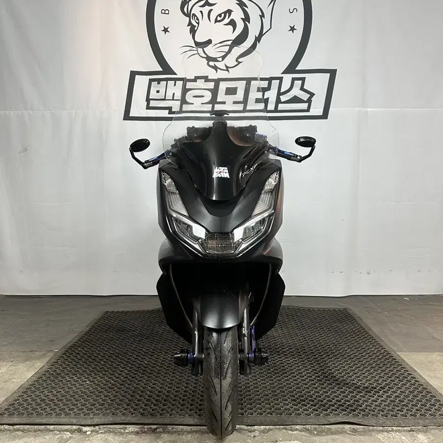 21년식 pcx ABS 풀파츠 머플러구변완료 출퇴근차량