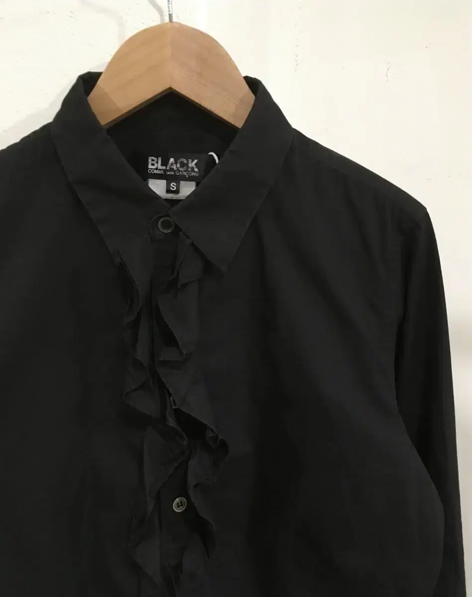 Comme des garcons 프릴 셔츠