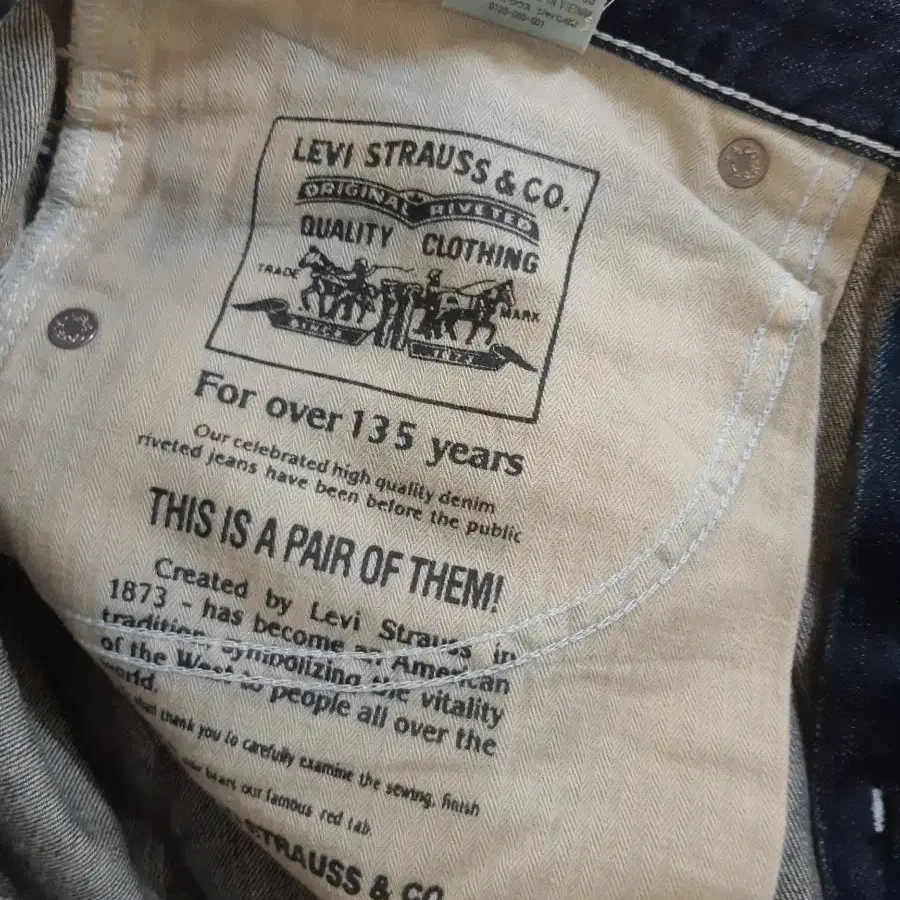 LEVIS(리바이스) 504 STRAIGHT 남성데님팬츠