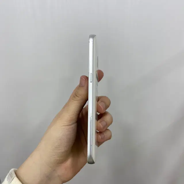 갤럭시S7 32GB 화이트 부산 중고폰 팝니다 25210