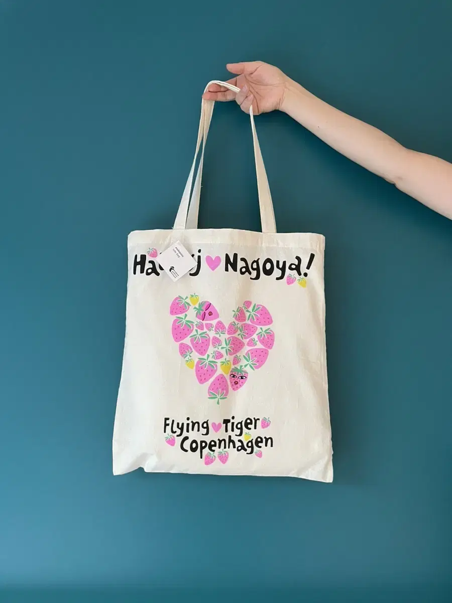 [New] Nagoya Strawberry Flying Tiger Eco Bag from Japan