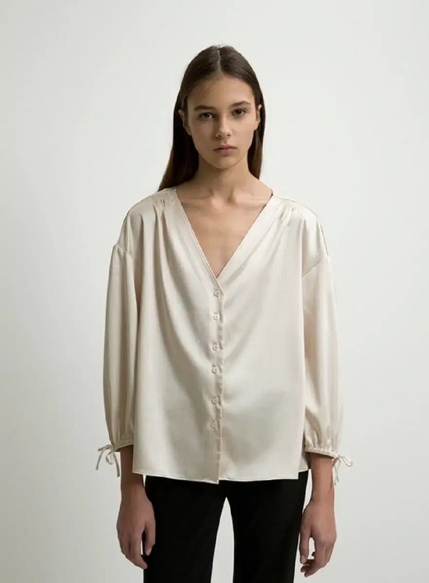 vartist julia blouse 바티스트 줄리아 블라우스