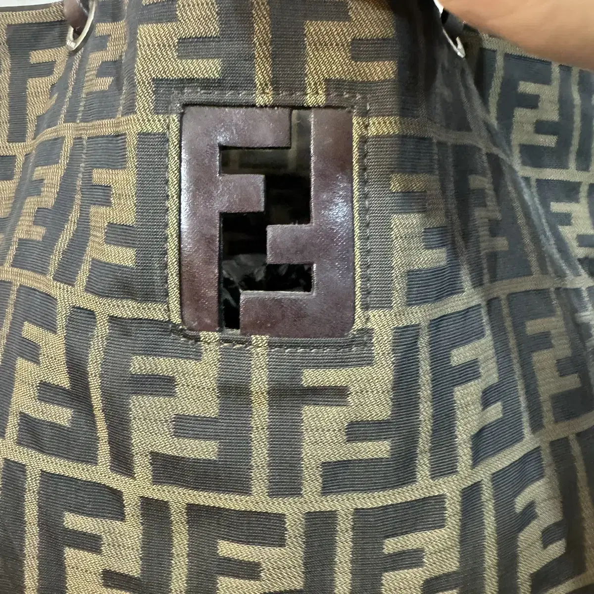 FENDI 토트백