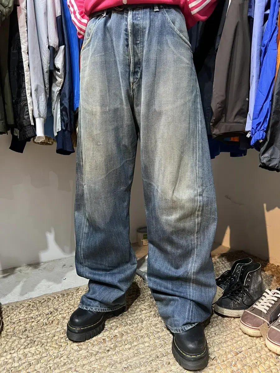 Levis Engineered loose-fit denim trousers