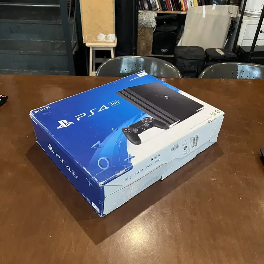 PS4 PRO 1TB 제트블랙, 듀얼쇼크 2개, 듀얼 충전기