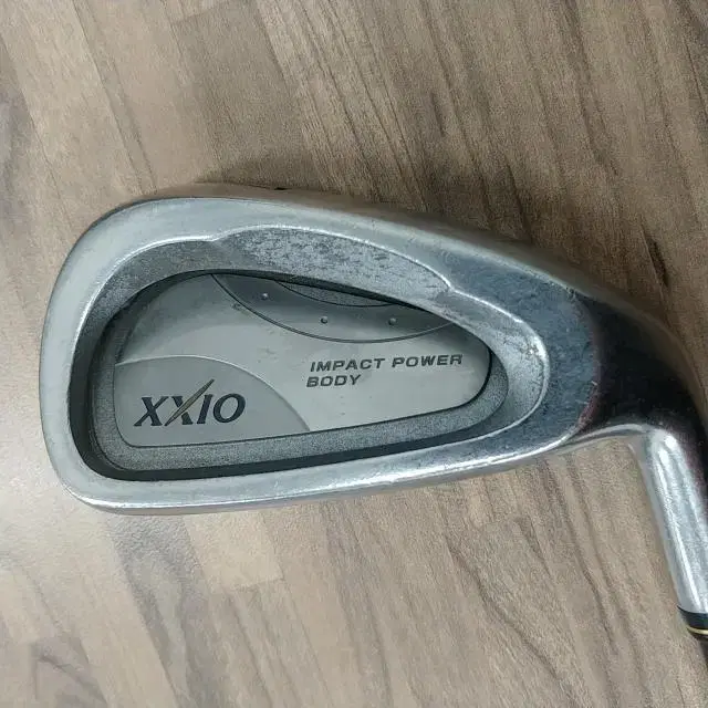 XXIO 3 MP300 7-iron C-carbon