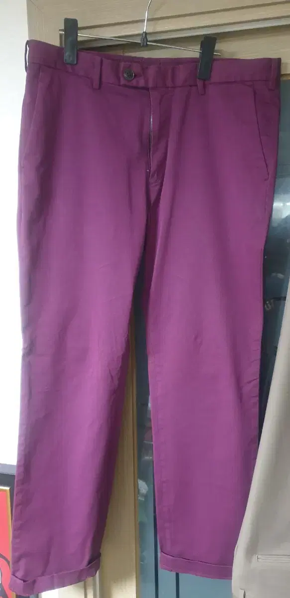 UNIQLO Straight Cotton Pants