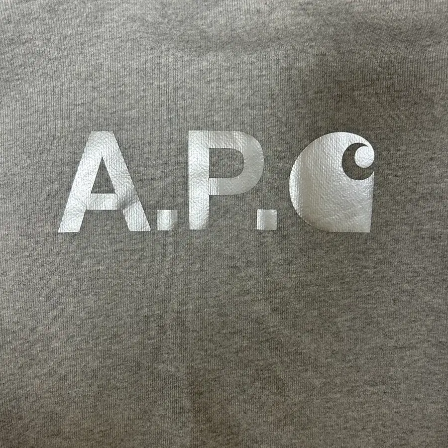 Apc x carharrt 후디 (아페세 x 칼하트 후디)