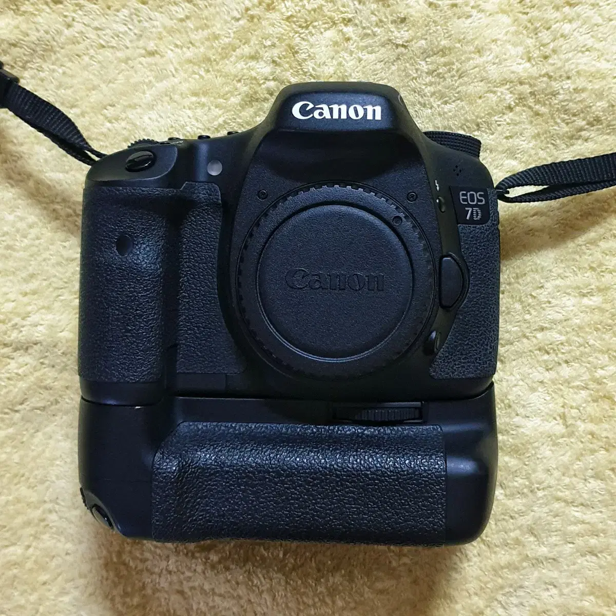 Canon  EOS 7D  +  EF 16-35mm f2.8L