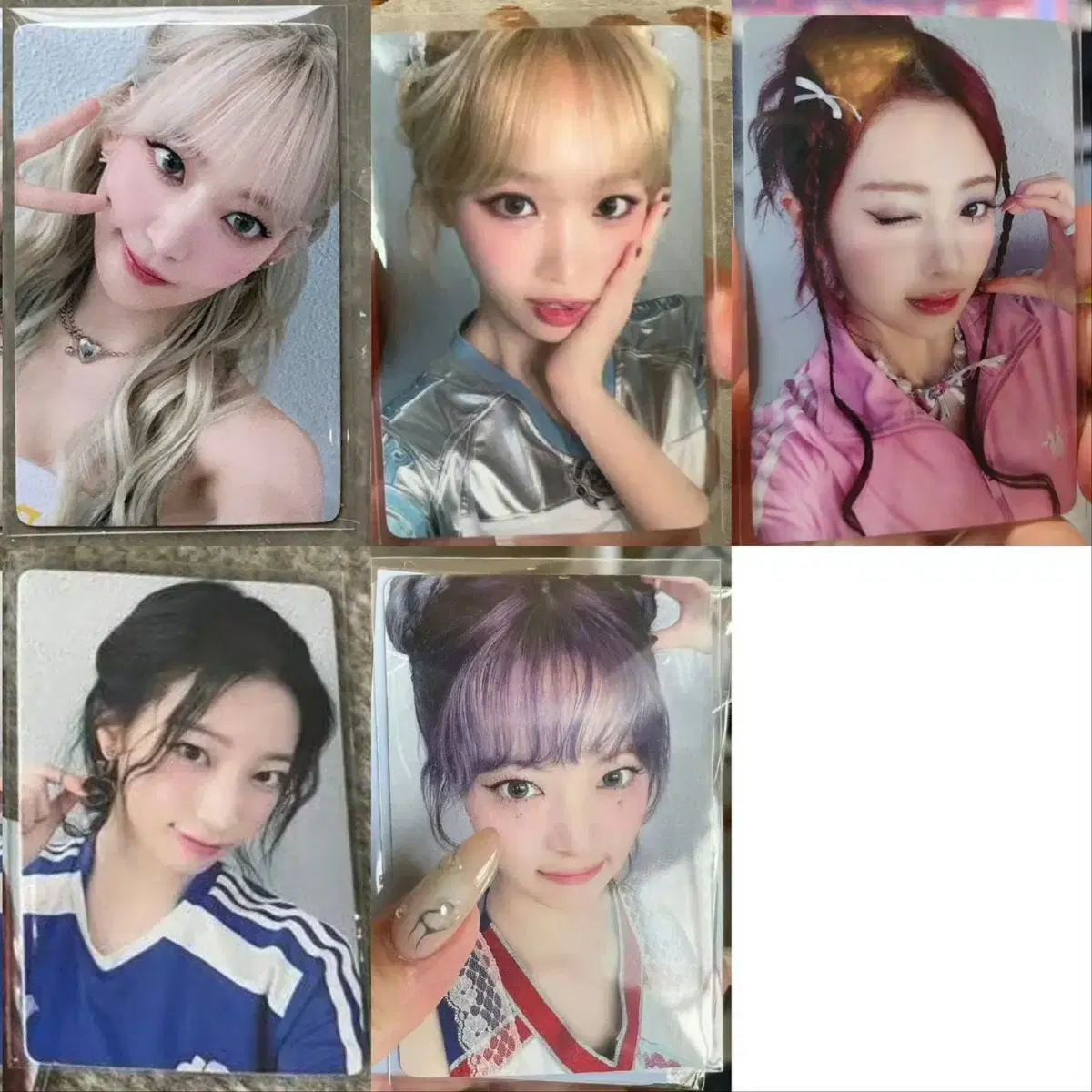 Le Sserafim Qingdao China fansign unreleased photocard Sells sets