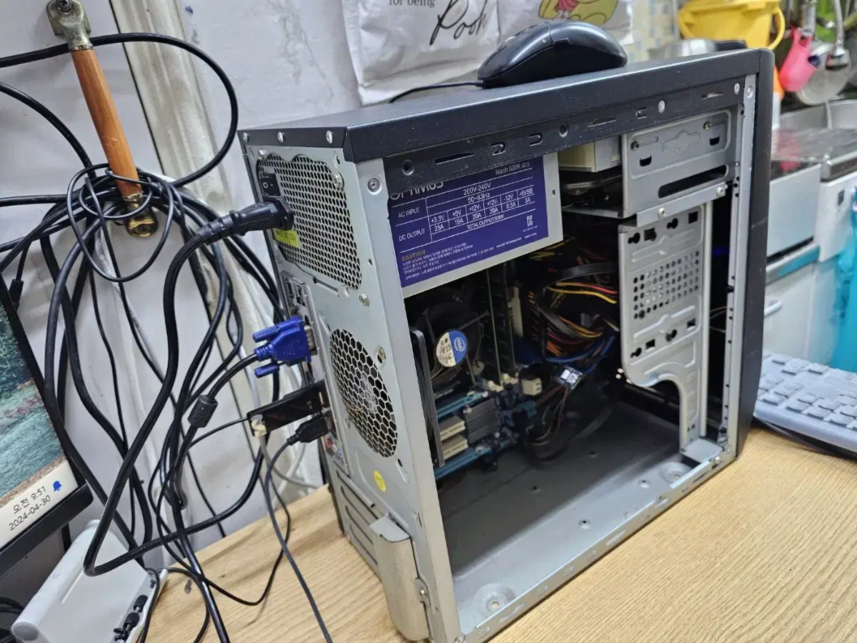 펜티엄G2140/6램/SSD240/내장글픽 본체