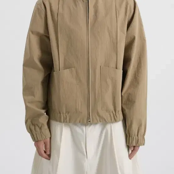 high neck zip up jacket (matt beige)