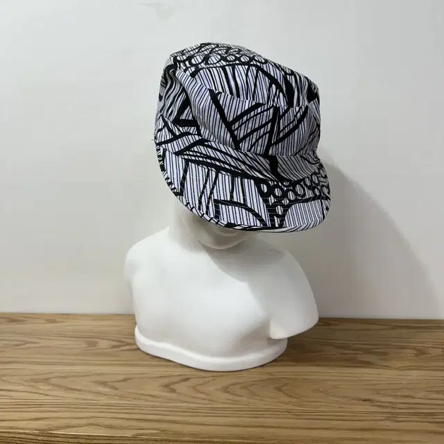 Marni cap