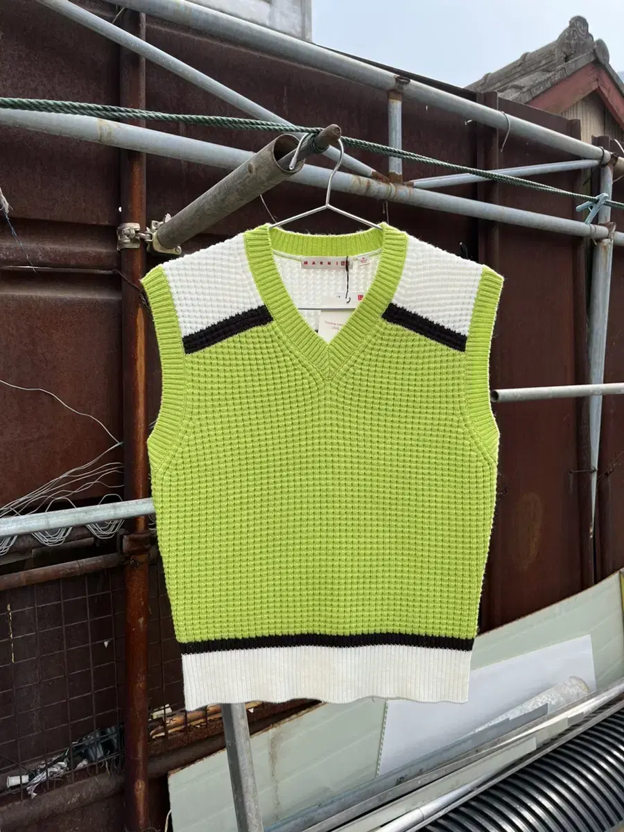 [NEW]Marni x Uniqlo Popcorn Knit Vest Best Marni