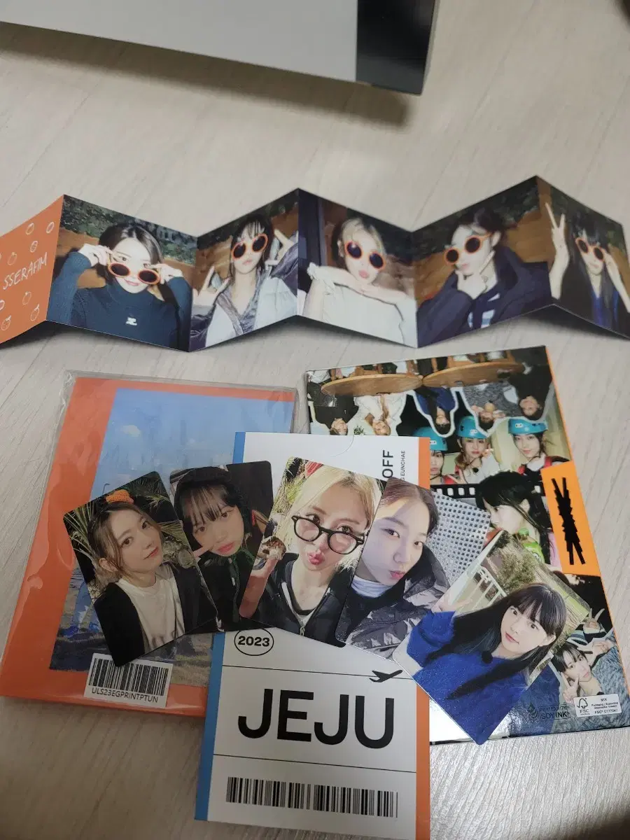 Le Sserafim Dey Off Jeju Photobook to Sell