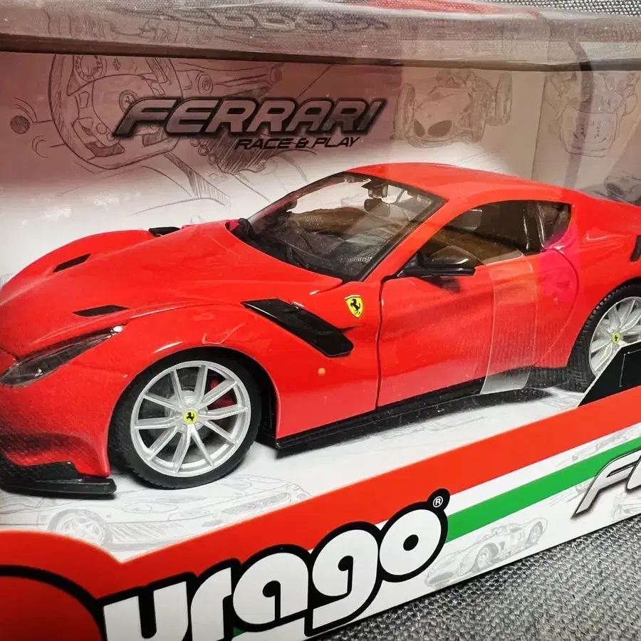 1:24 브라고 페라리 F12tdf 다이캐스트