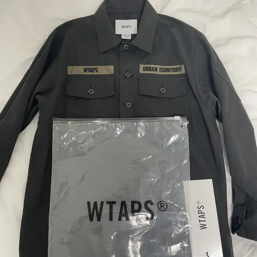 더블탭스 버즈셔츠 블랙 새상품 wtaps