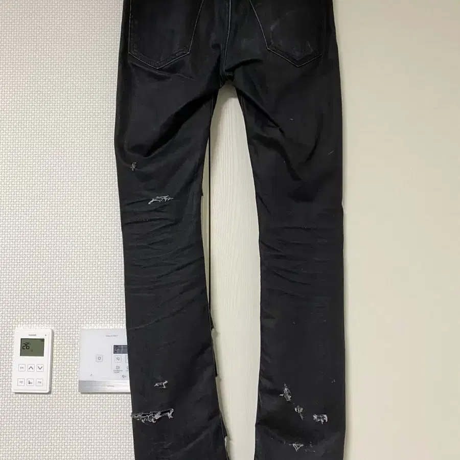 destroyed custom jeans