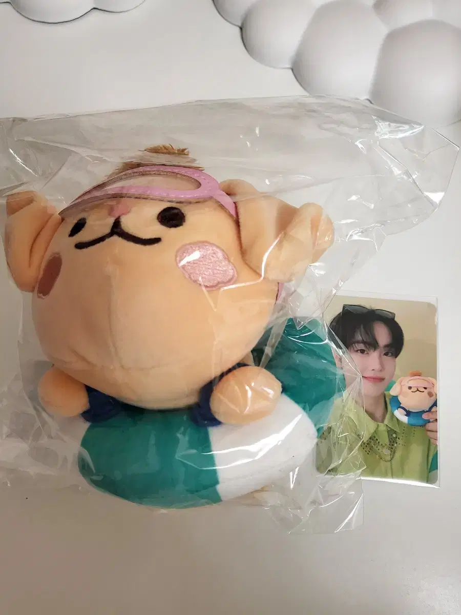 Terry Summer Kruh hyeongjun doll WTS