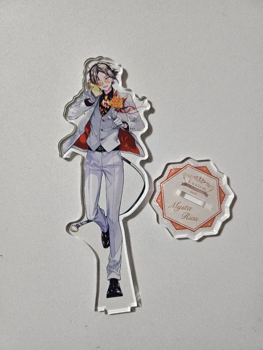 NIJISANJI Luxieme 1st Anniversary Mista Lias acrylic Stand