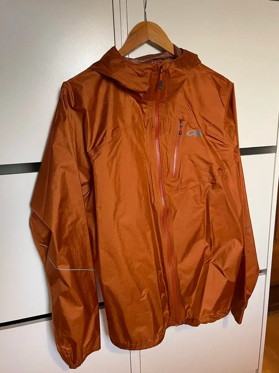 아웃도어리서치 헬륨 자켓 L | 브랜드 중고거래 플랫폼, 번개장터