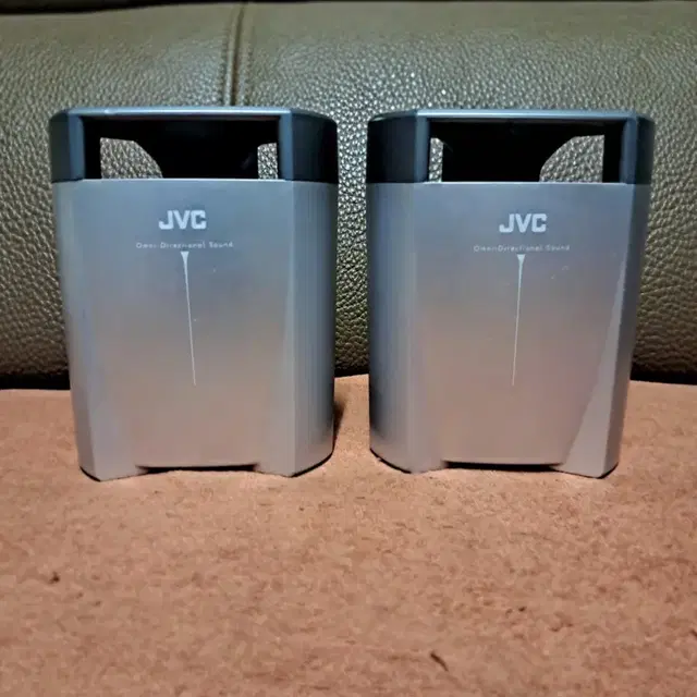 JVC  SURROUND SPEAKER SP-XE5S