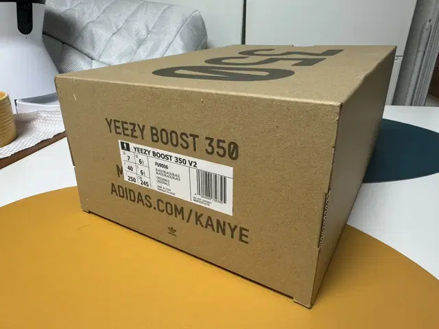 Yeezy boost 350v2 트리플블랙 250/245