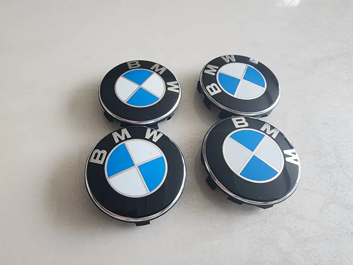 BMW 정품  휠캡4 팝니다