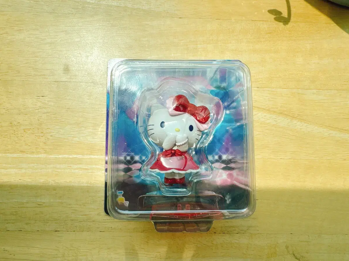 [SALE] Sanrio Disco Kuzi Kitty Figure / Sticker