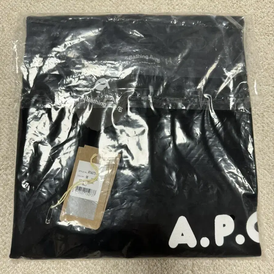 아페쎄 APC x 베이프 BAPE 콜라보 반팔