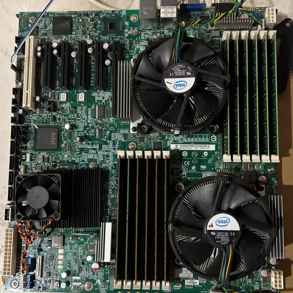 INTEL S5520HC X5680(2개) 96RAM