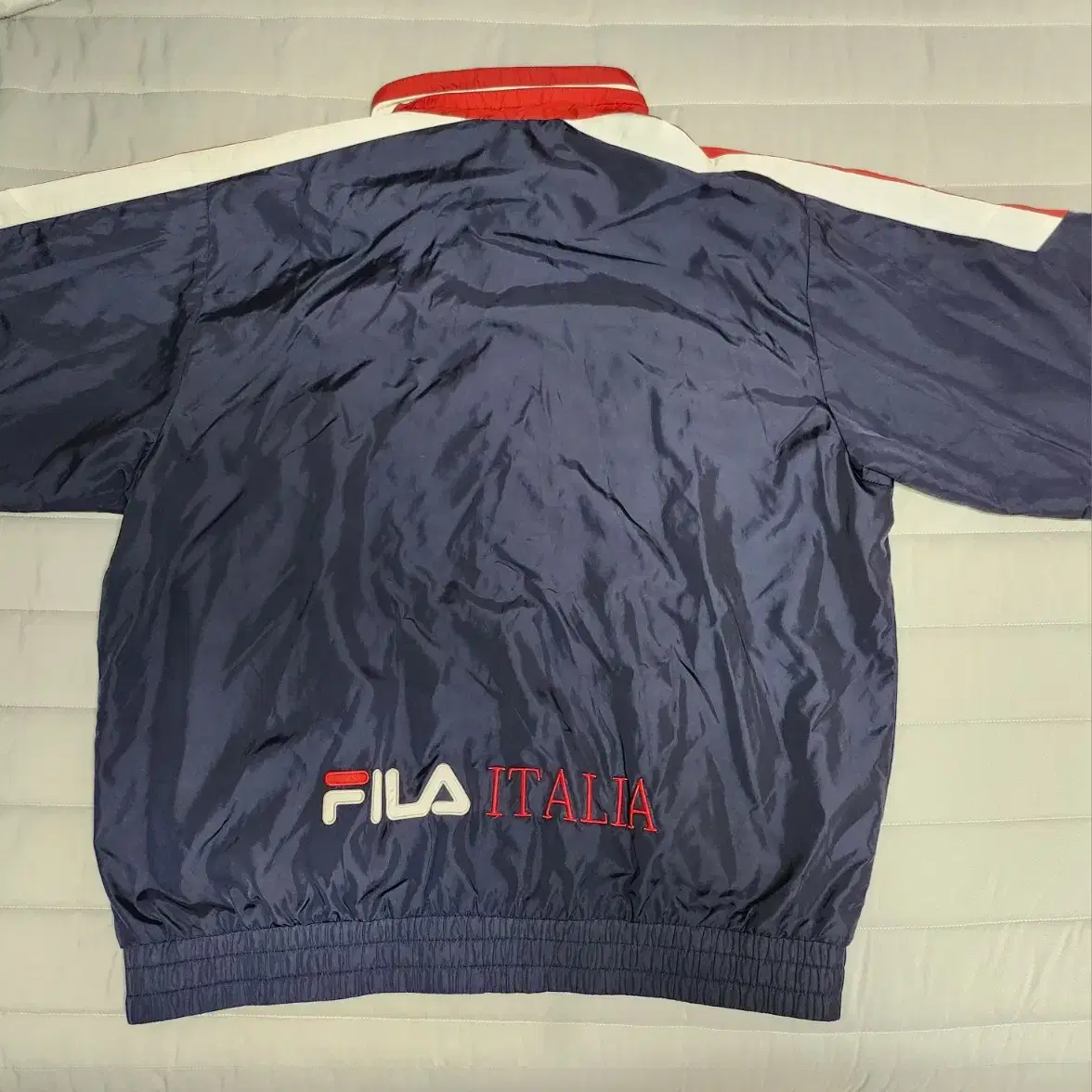 FILA 바람막이