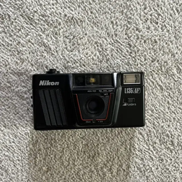 Nikon L135 AF 필름카메라 (1984년)