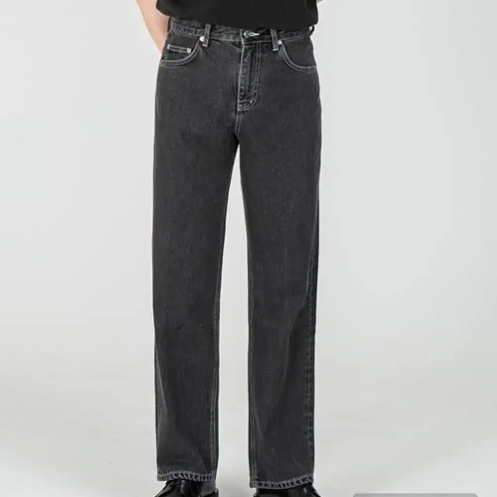 [32] 브랜디드 1967 JET BLACK JEANS