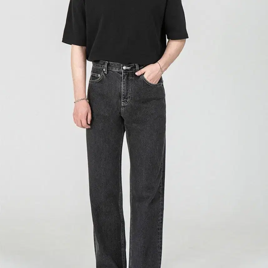 [32] 브랜디드 1967 JET BLACK JEANS