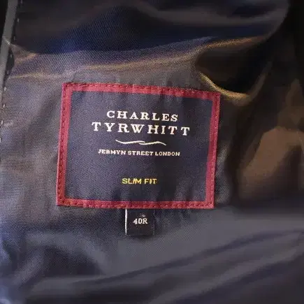 CHARLES TYRWHITT/찰스띠릿/싱글수트/네이비/40R