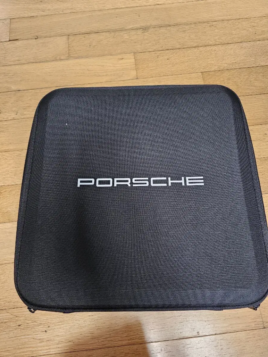 Porsche Square Pouch