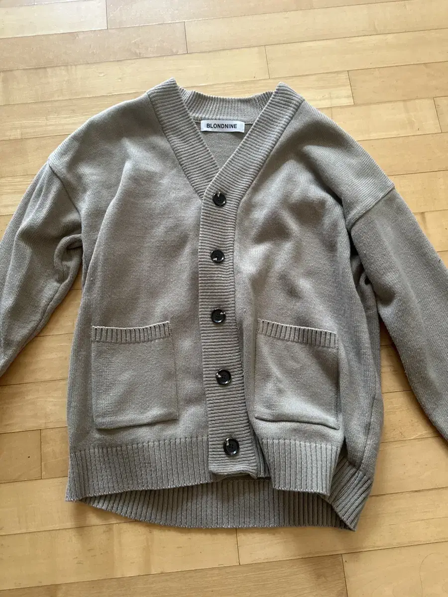 I'm selling a blondline cardigan