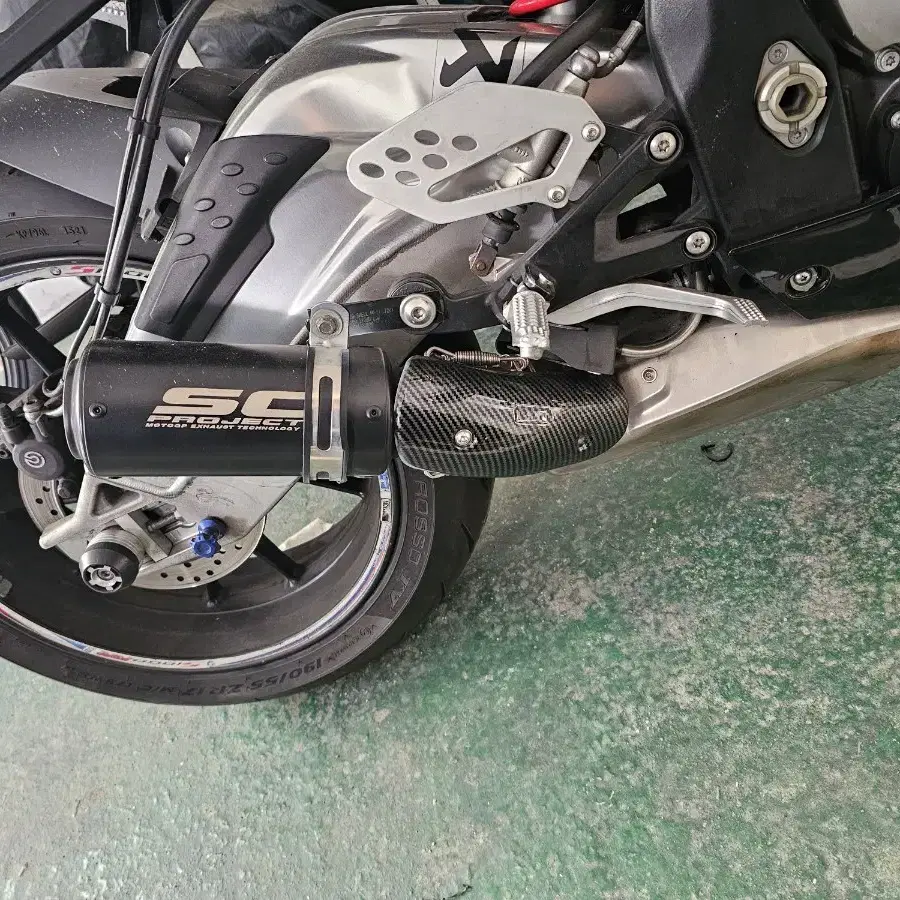 bmw s1000rr 2010년식 630만 에팝니다