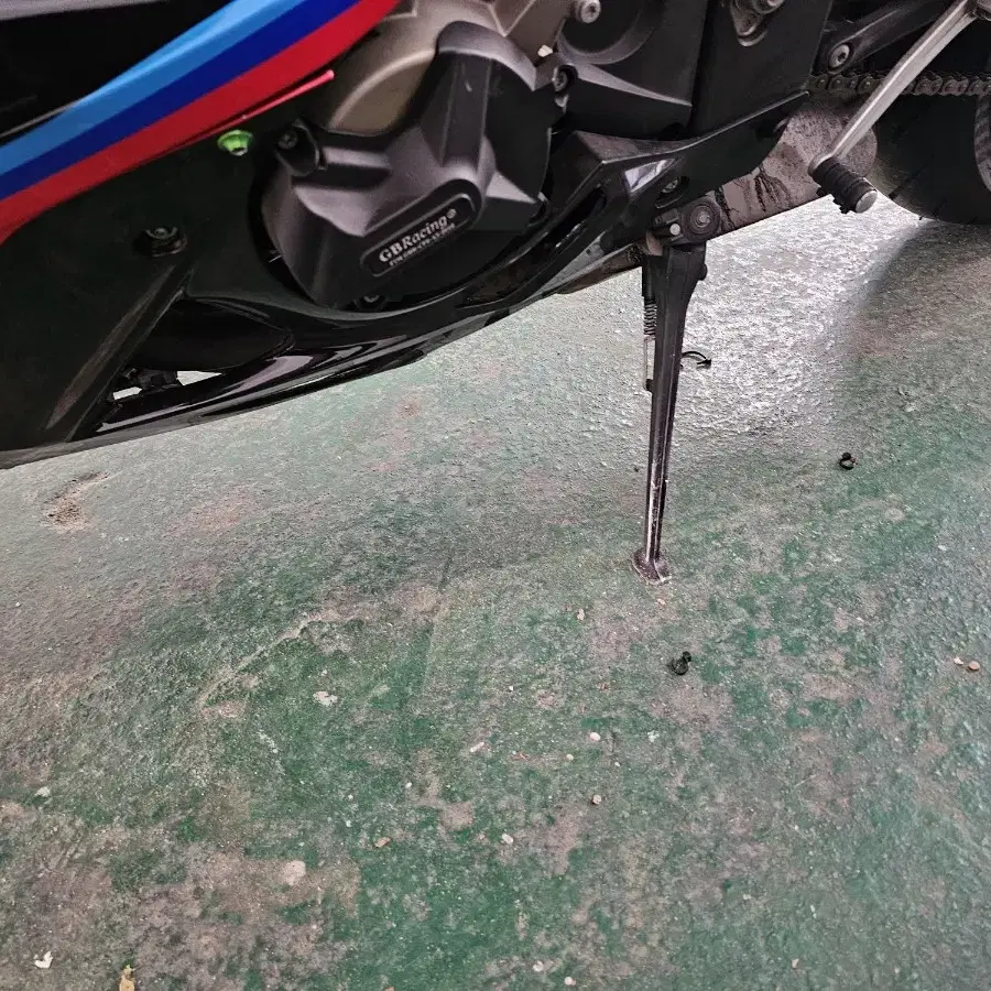 bmw s1000rr 2010년식 630만 에팝니다