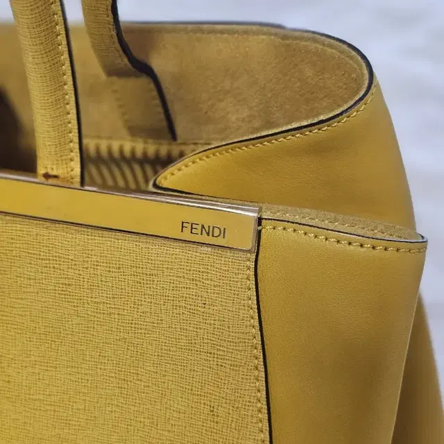 <최종가> FENDI 펜디 투쥬르 토트백 라지