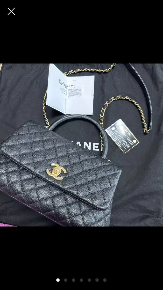 Chanel Cocohandle Medium Flap Bag in Black