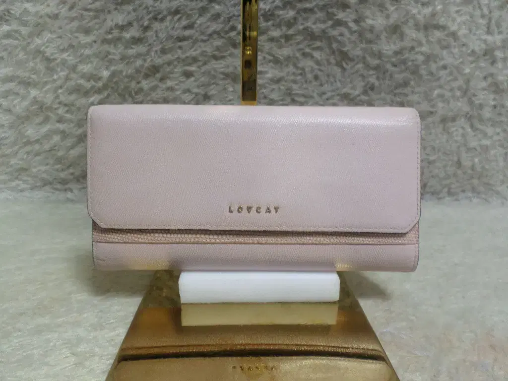 LEW Luck Salvage Lovecat Light Pink Long Wallet Used