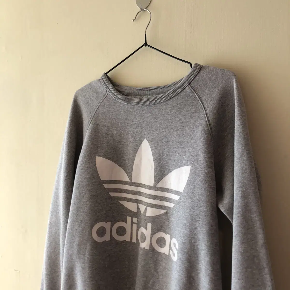 Vintage Adidas gray mtm