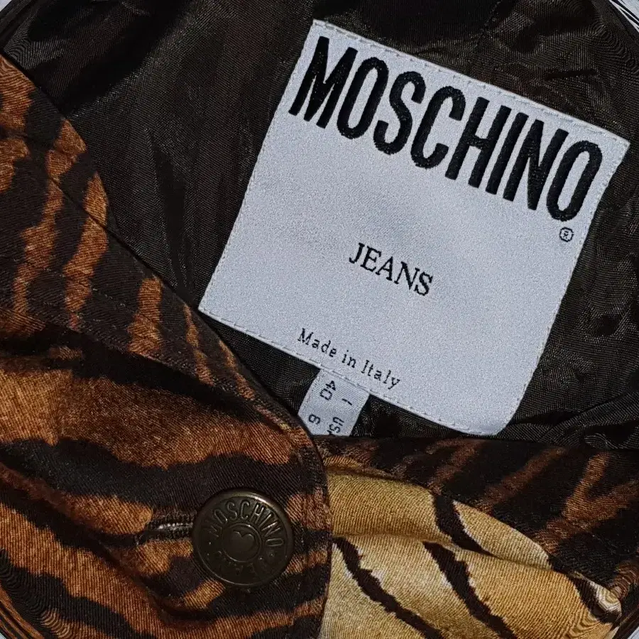 MOSCHINO tiger three-button jacket